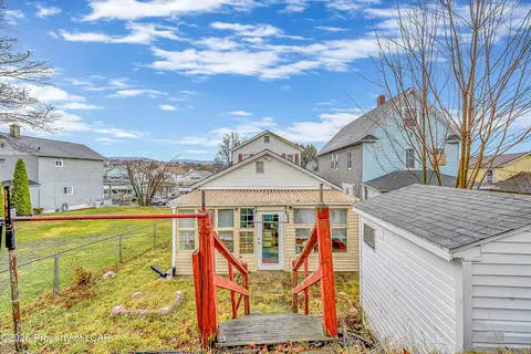 723 Hampton St, Scranton, PA 18504 photo 31