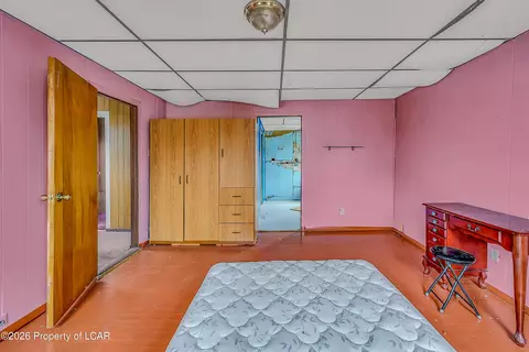 723 Hampton St, Scranton, PA 18504 photo 27