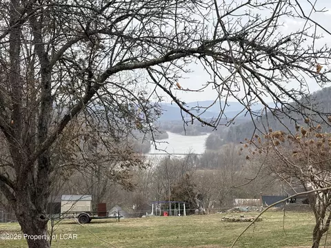 2 Tower Rd, Shickshinny, PA 18655
