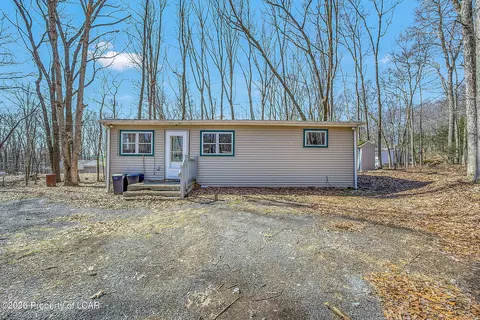 2208 Linden Ln, East Stroudsburg, PA 18302