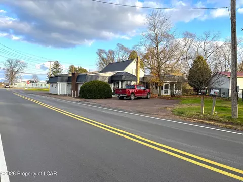 Exterior - 4 E Rittenhouse Mill Rd # E, Berwick, PA 18603 photo 3 of 17