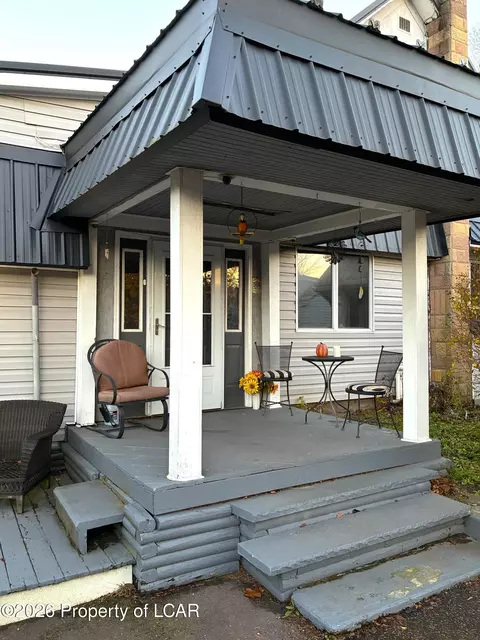 Exterior - 4 E Rittenhouse Mill Rd # E, Berwick, PA 18603 photo 11 of 17