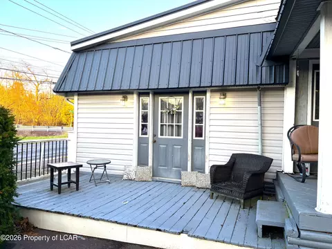 Exterior - 4 E Rittenhouse Mill Rd # E, Berwick, PA 18603 photo 7 of 17