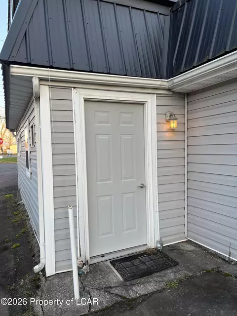 Exterior - 4 E Rittenhouse Mill Rd # E, Berwick, PA 18603 photo 5 of 17