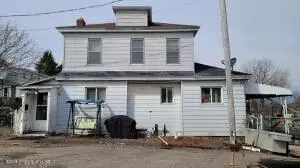 137 E Jackson St, Mcadoo, PA 18237