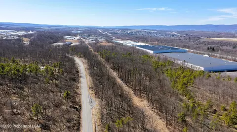 Sathers Drive, Pittston, PA 18640