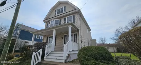 959 Scott St, Wilkes Barre, PA 18705