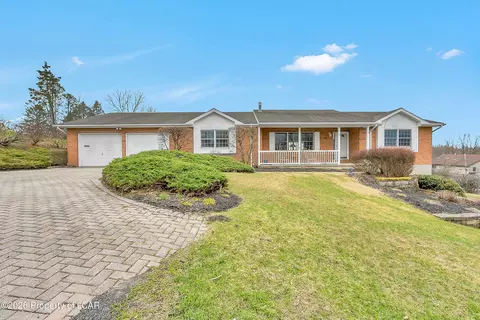 14 Price St, Plains, PA 18705