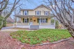 179 N Pioneer Ave, Shavertown, PA 18708