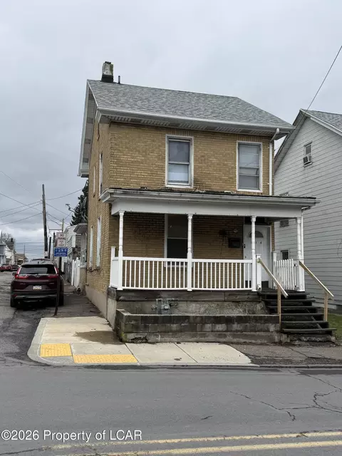 116 S Poplar St, Hazleton, PA 18201