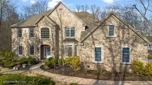 414 Ice Harvest Dr, Mountain Top, PA 18707