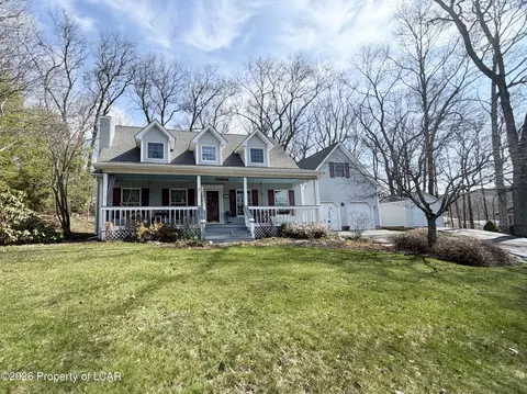 214 Eagle Rd, Mountain Top, PA 18707