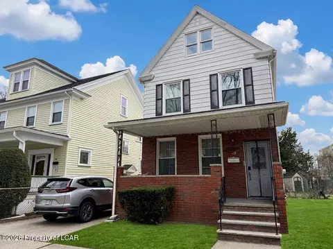 30 Oak St, Wilkes-barre, PA 18702