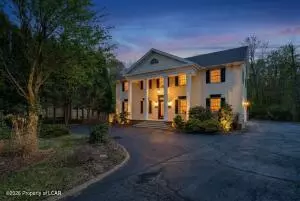 1424 E Broad St, Hazleton, PA 18201