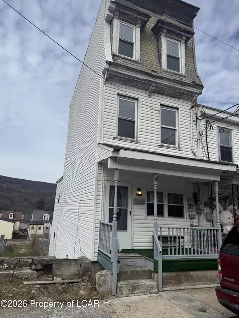 909 Brock St, Ashland, PA 17921