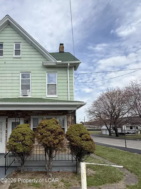 1041 N Laurel St, Hazle Township, PA 18202