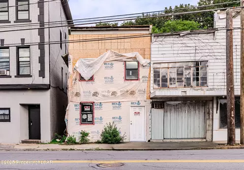 179 N Main St, Pittston, PA 18640