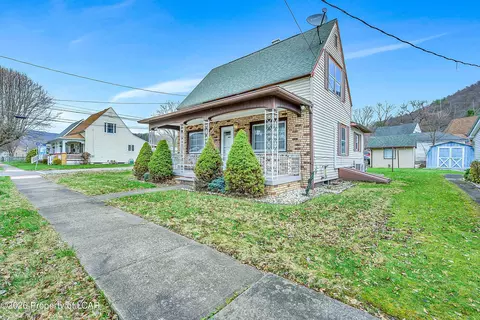 118 Italy St, Shickshinny, PA 18655