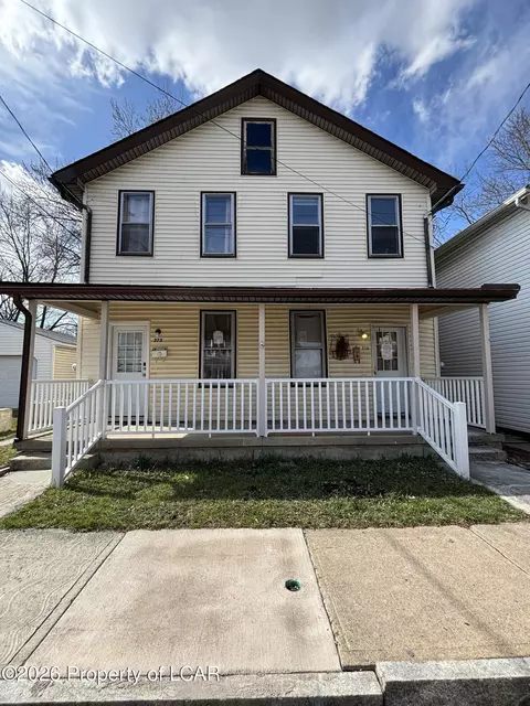 272 Mayock St, Wilkes Barre, PA 18705