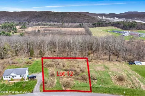 12 Walnut Ridge Dr, Mehoopany, PA 18629