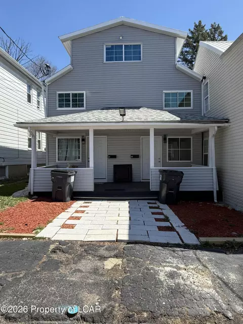 305 Ridge St, Freeland, PA 18224