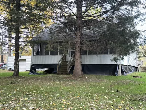 311 Bass Ln, Laceyville, PA 18623