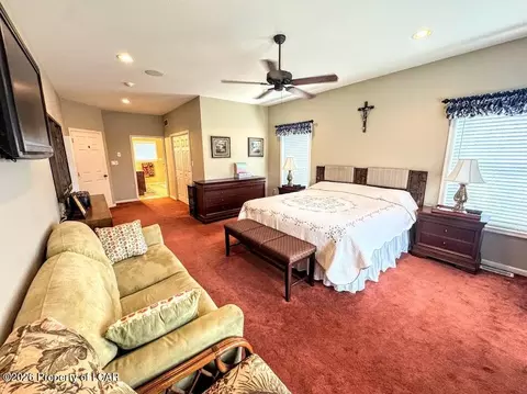 Bedroom - 39 Summit Rd, Hazleton, PA 18202 photo 1 of 6
