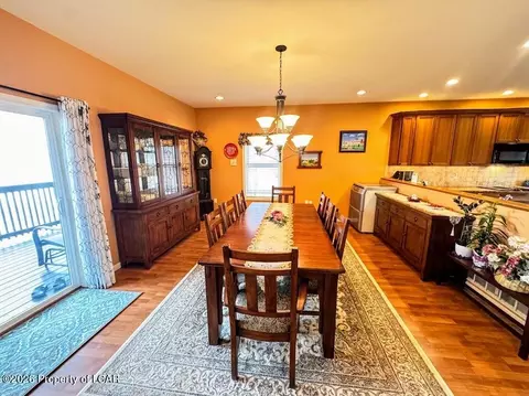 Dining - 39 Summit Rd, Hazleton, PA 18202 photo 2 of 3