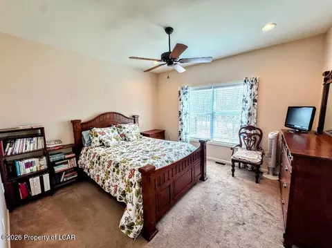 Bedroom - 39 Summit Rd, Hazleton, PA 18202 photo 4 of 6