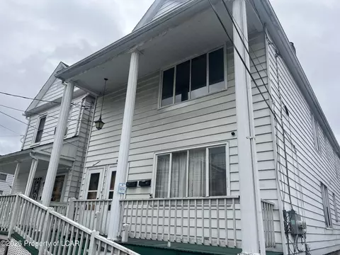 15-17 Thompson St, Wilkes-barre, PA 18702