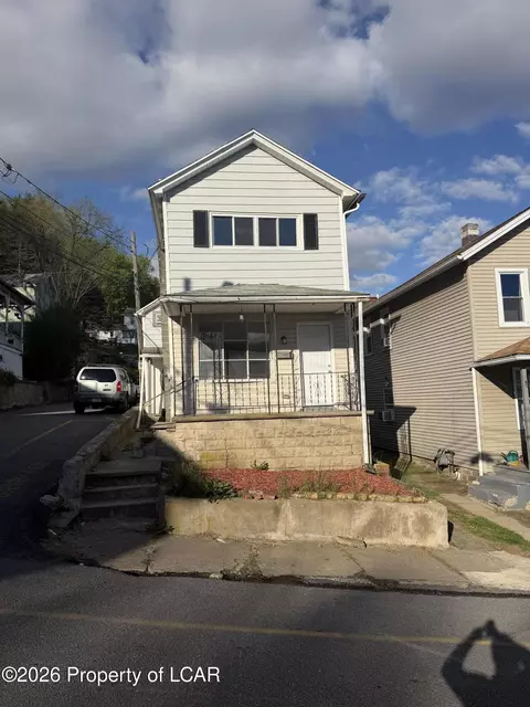 276 Gardner St, Plymouth, PA 18651