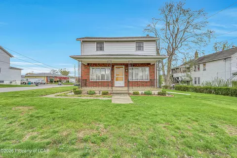 322 Packer St, Avoca, PA 18641