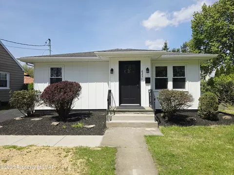 623 Susquehanna Ave, Wyoming, PA 18644