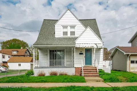 93 S Thomas Ave, Kingston, PA 18704