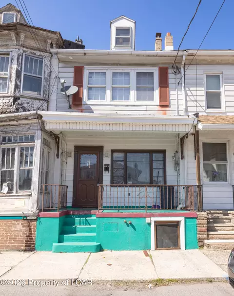 129 E Coal St, Shenandoah, PA 17976