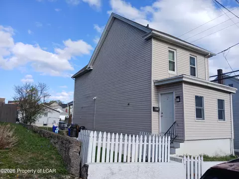 641 Garfield St, Hazleton, PA 18201