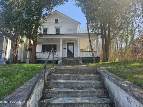 830 Madison Ave, Scranton, PA 18510