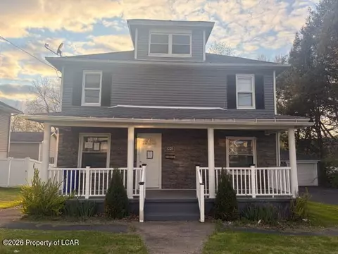 1225 Spring St, Avoca, PA 18641