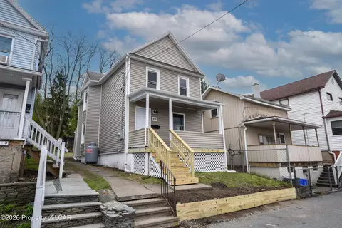 1055 Spruce St, Wilkes Barre Township, PA 18702