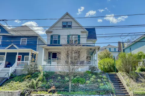 63 E Kirmar Ave, Nanticoke, PA 18634