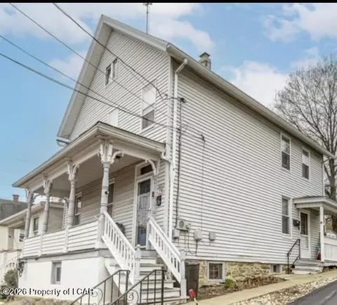1013 John Ave, Scranton, PA 18510