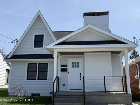 681 Harrison St, Hazleton, PA 18201
