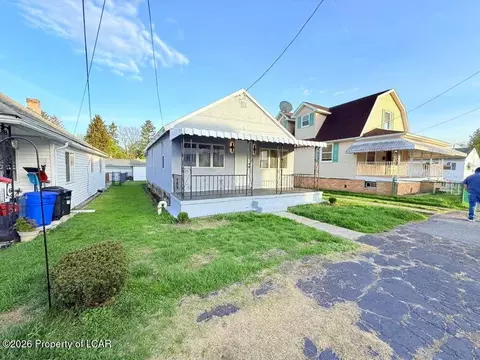 428 Dexter Ave, Scranton, PA 18504