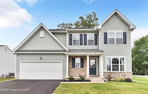 116 Scarlet Rd, Mountain Top, PA 18707