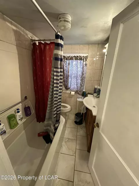 Bath - Undisclosed, Hazleton, PA 18201 photo 1 of 1
