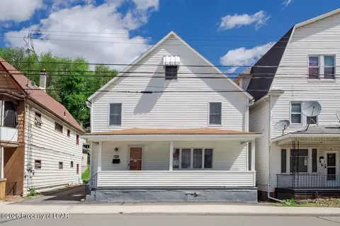 104 E Main St, Glen Lyon, PA 18617