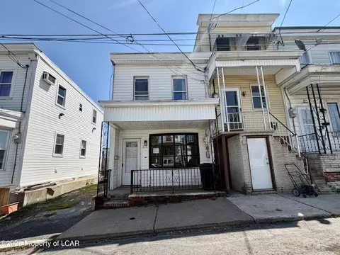311 S West St, Shenandoah, PA 17976