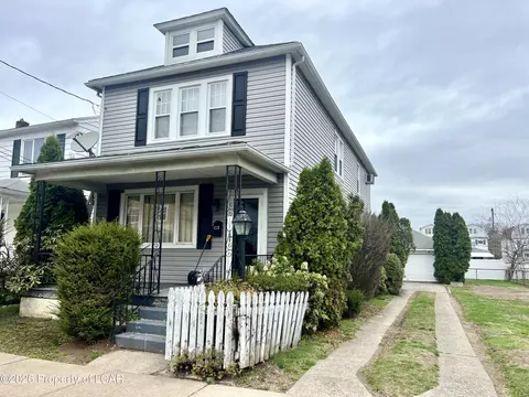 103 Lawrence St, Wilkes-barre, PA 18702