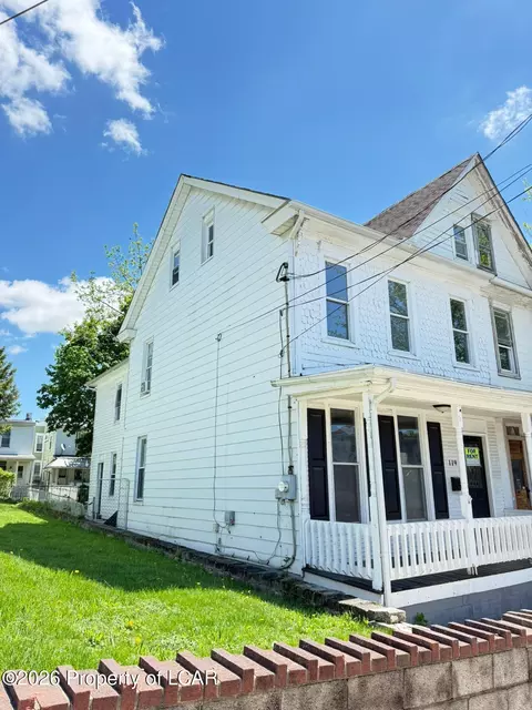119 Market St, Tamaqua, PA 18252