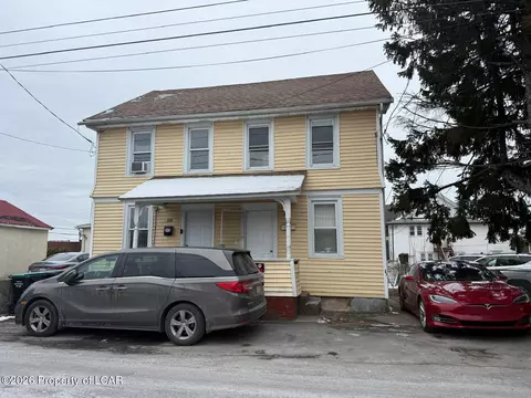 316 E Spruce St, West Hazleton, PA 18202